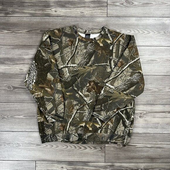 Real Tree Camo Crewneck - Picture 1 of 3